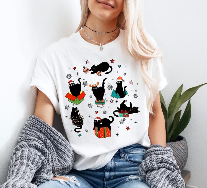 Black Cat Christmas Shirt Cute Christmas Shirt Graphic Shirt Retro Adult Shirt Vintage T-Shirt Cotton Tee Trendy T-Shirt Funny Gift Soft Womenswear